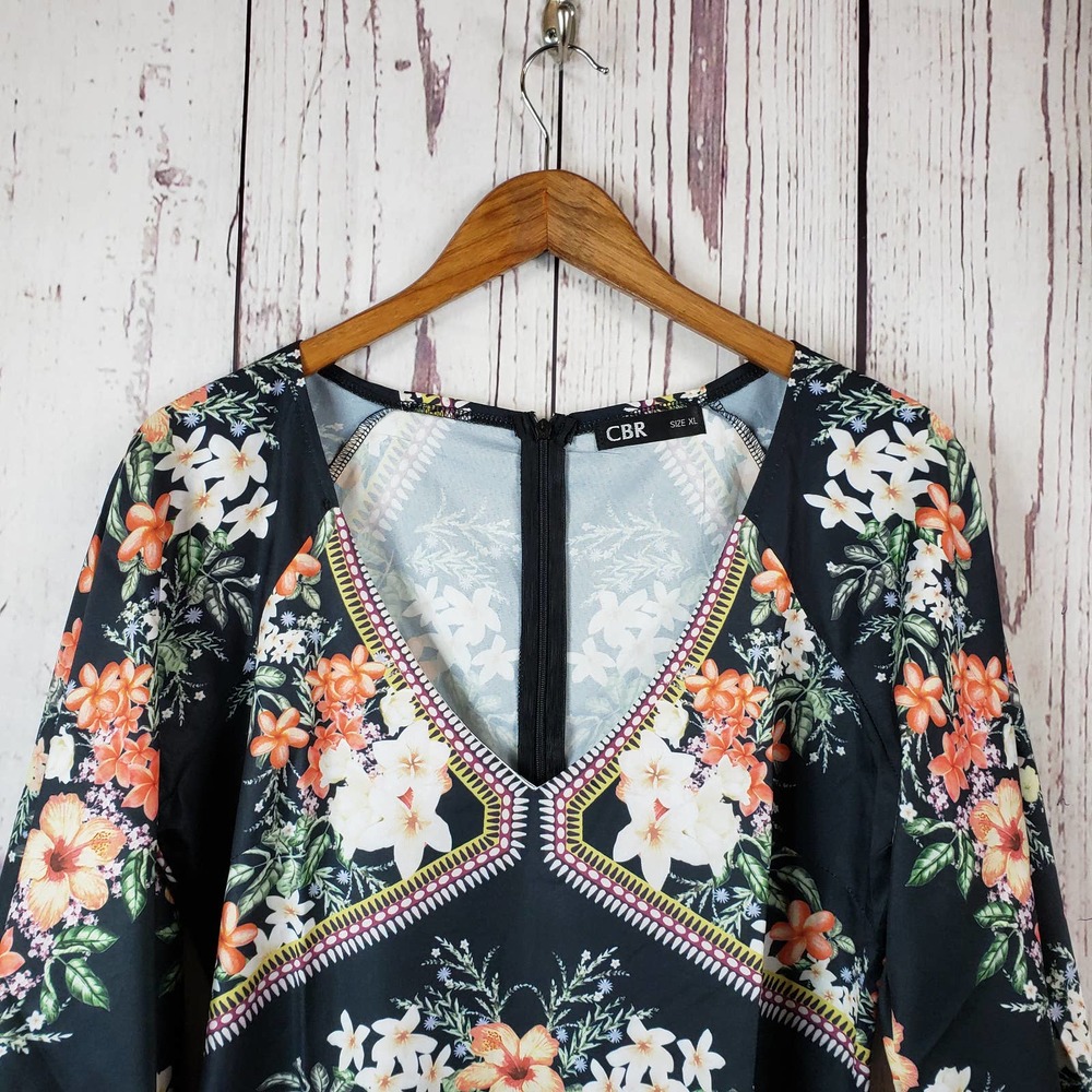 CBR Kimono Blouse or Dress Womens Size XL Floral Flare Sleeve V Neck Black